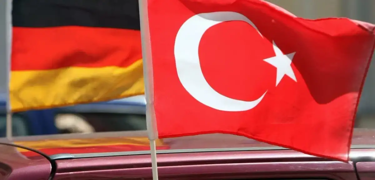 Almanya Türkleri Sınır Dışı Ediyor İddiasına Bakanlıktan Açıklama!