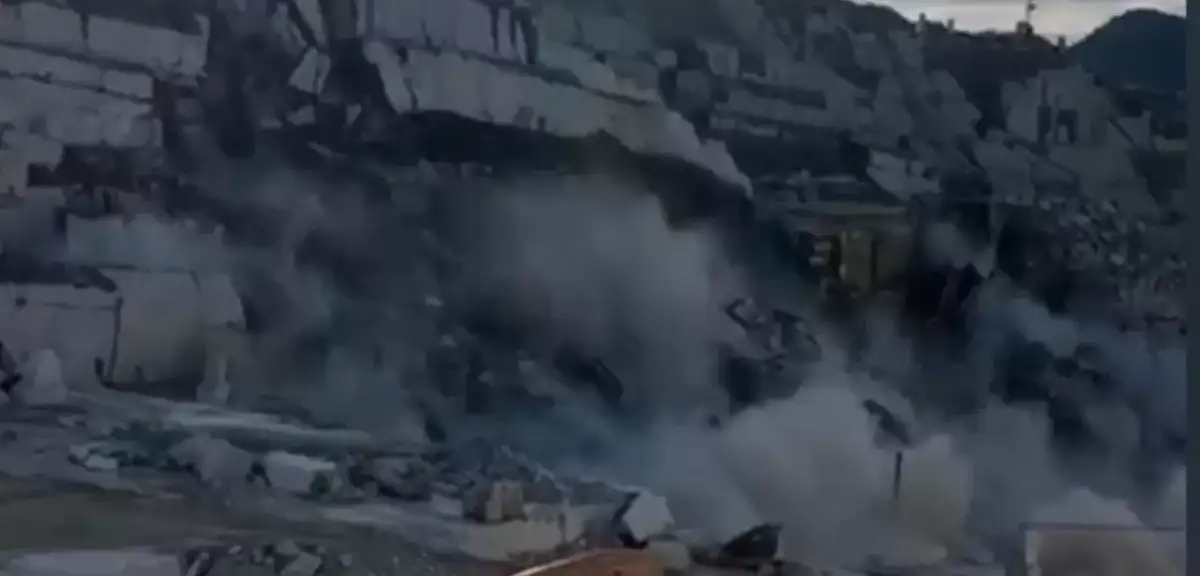 Balıkesir Marmara’da Mermer Ocağında Heyelan! Şans Eseri Can Kaybı Yok