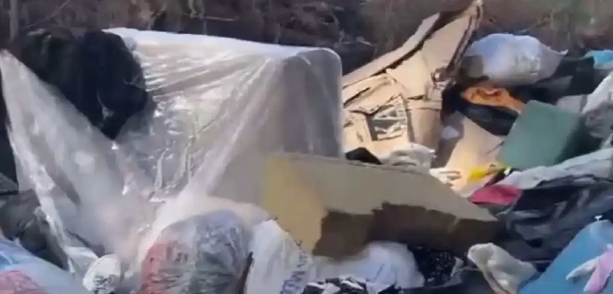 Batman'da Kötü Koku İhbarı: Evden Tam 20 Ton Çöp Çıktı