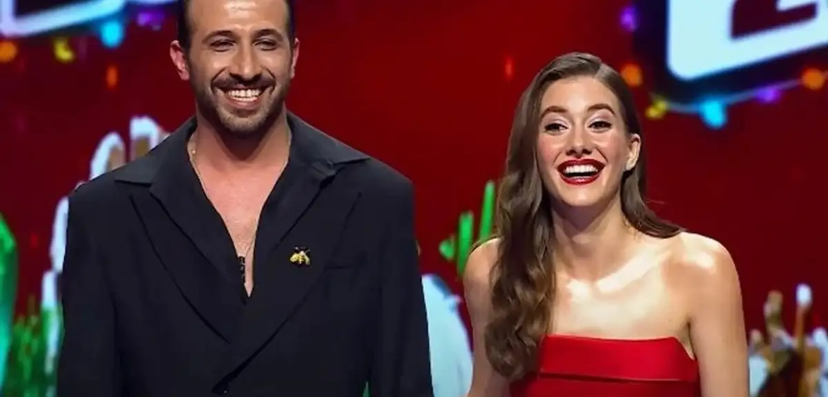 Beril Pozam - Ersin Arıcı Çifti O Ses Türkiye Yılbaşına Damga Vurdu