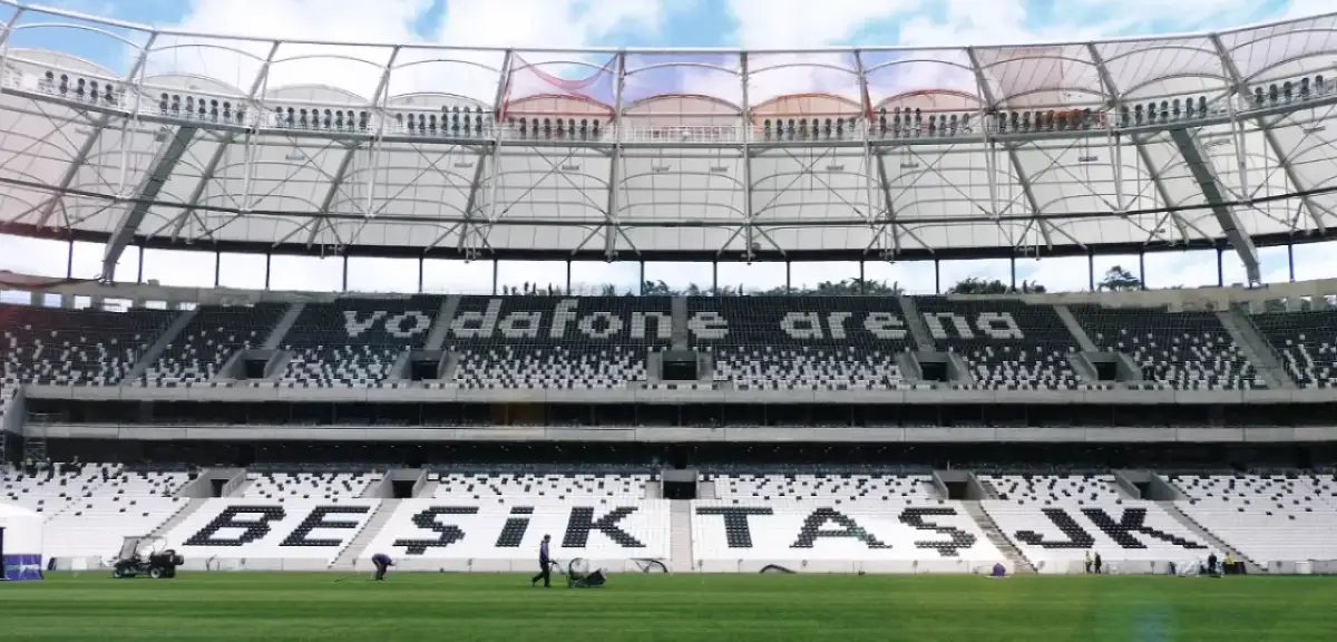 Beşiktaş'ta İlk İstifa! Resmen Duyuruldu