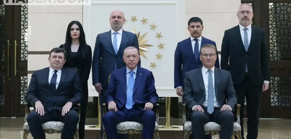 Büyükelçilerden Cumhurbaşkanı Erdoğan'a Güven Mektubu
