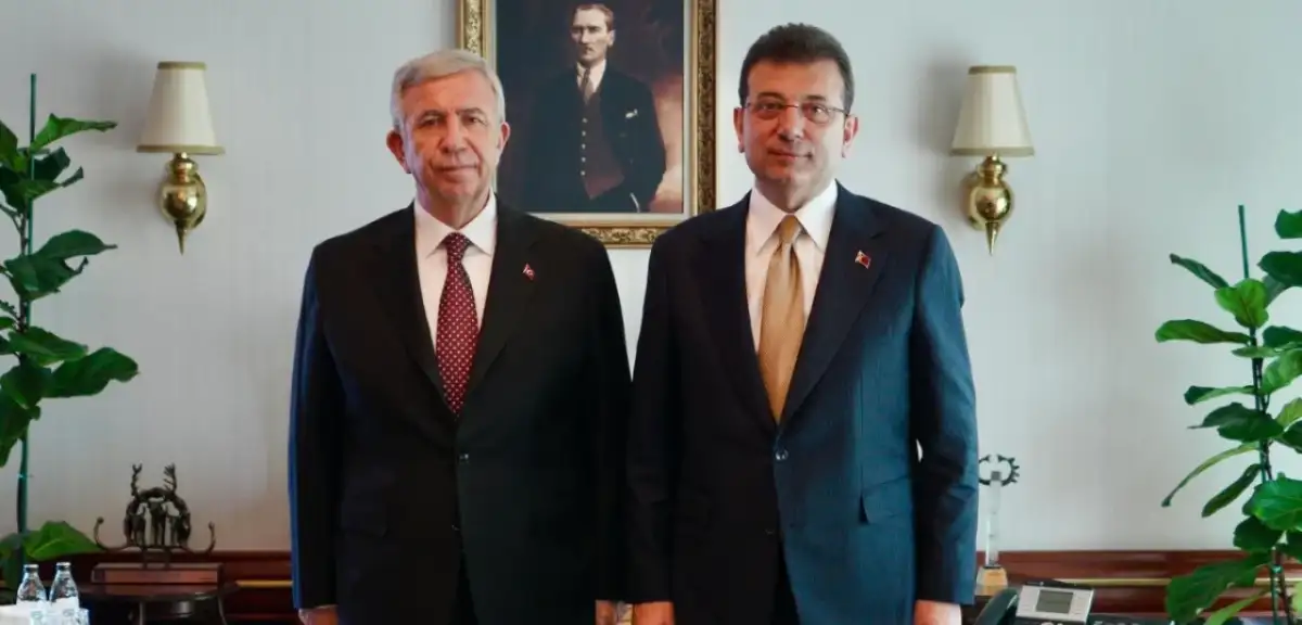 Ekrem İmamoğlu, Ankara'da Mansur Yavaş'ı Ziyaret Etti: "Tek Yumruğuz"