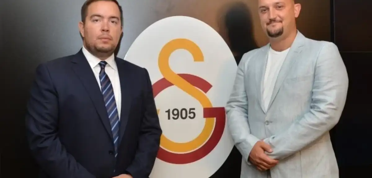Galatasaray'da İstifa Şoku ve Olağanüstü Toplantı Kararı