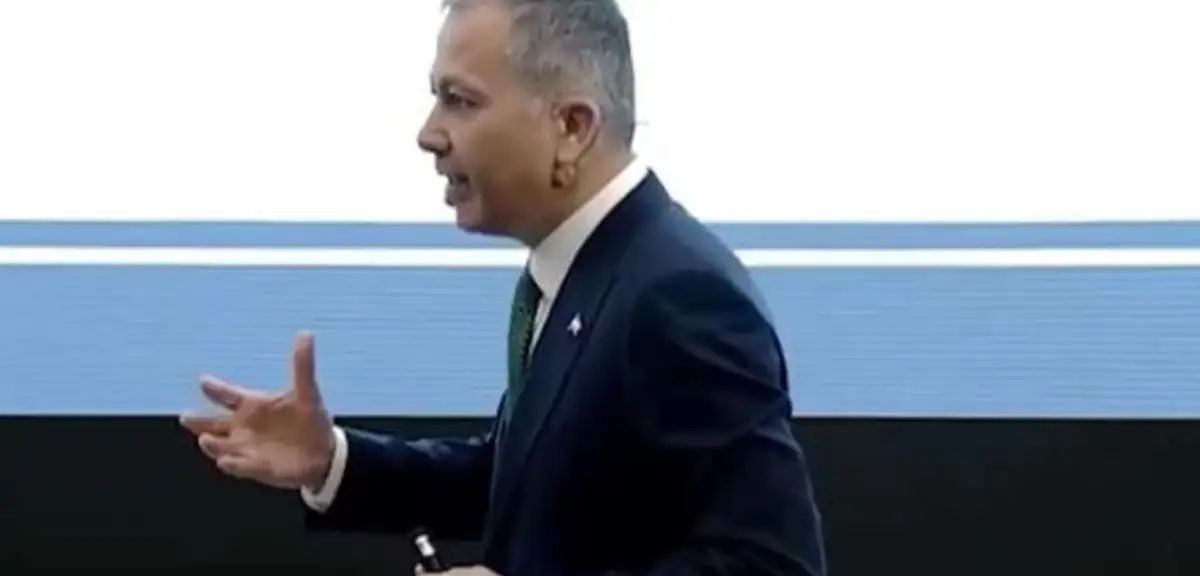 Göç İdaresi Türkiye'de Bulunan Mülteci ve Sığınmacı Sayısını Açıkladı
