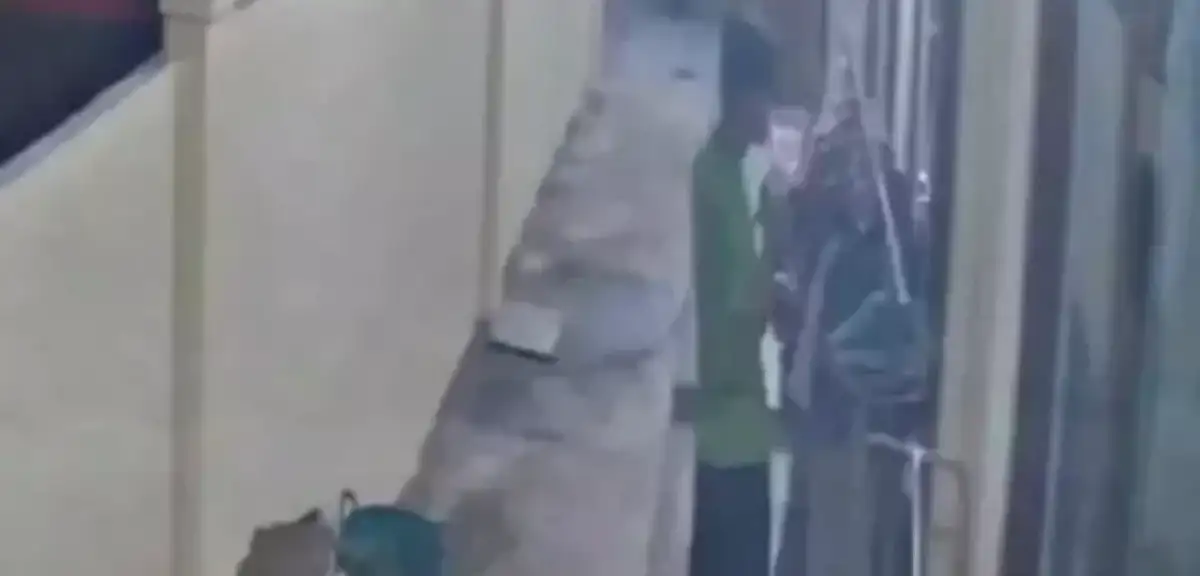 Her Gece Aynı Saatte Gelip İç Çamaşırını Kokluyordu! Sapığını Saniye Saniye Kaydetti