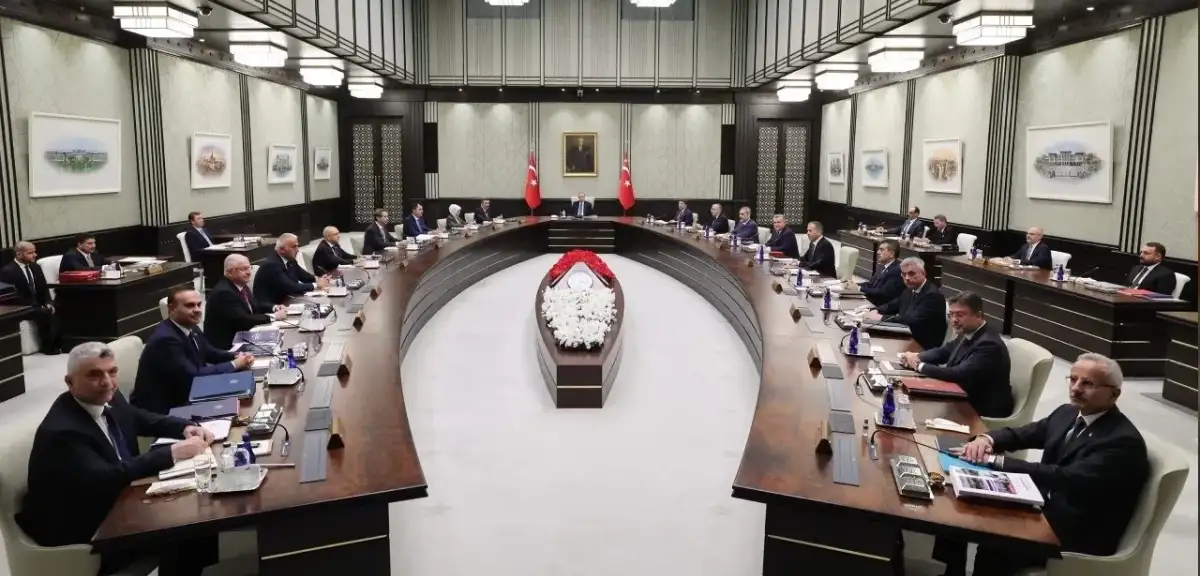 Kabine Toplantısının Gündemi: Terör, Bölgesel Gerginlikler ve Ekonomik Zorluklar!