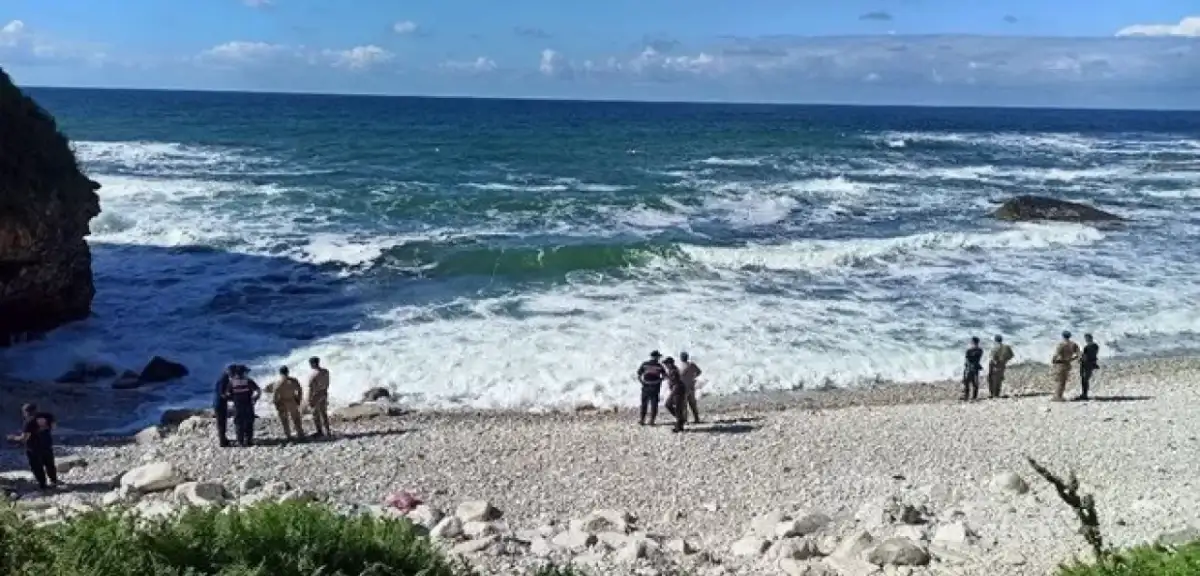 Kocaeli'de Denizde Kaybolan 17 Yaşındaki Genç İçin Arama Çalışmaları Sürüyor