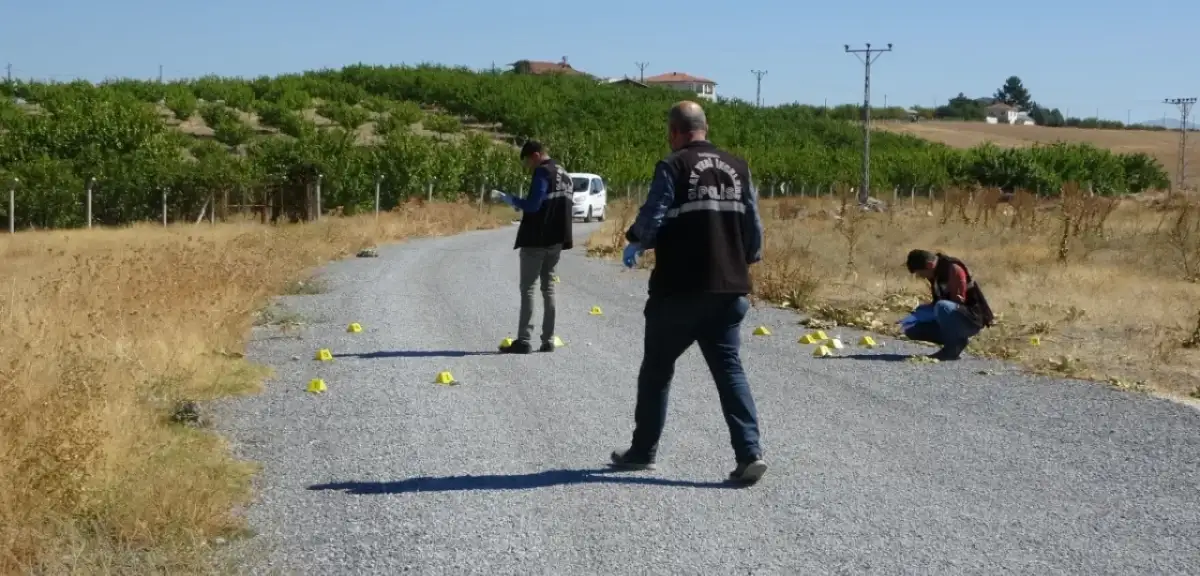 Malatya'da Mezarlıkta Çatışma! Borç Kavgasında Kan Döküldü
