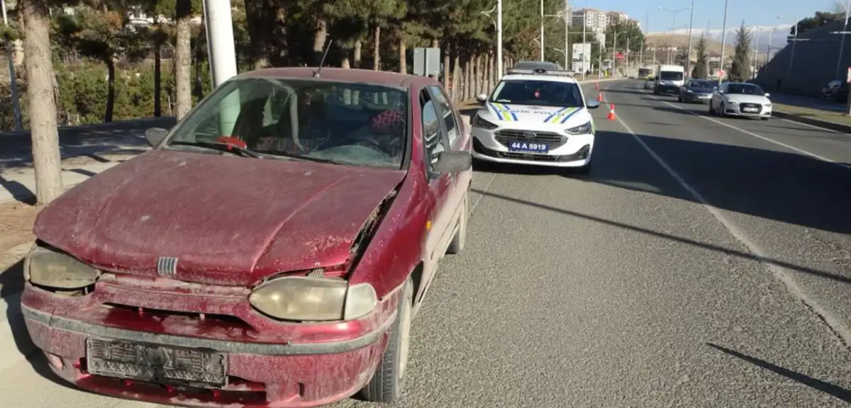 Malatya'da Zincirleme Kaza! 5 Araç Birbirine Girdi, Yaralılar Var