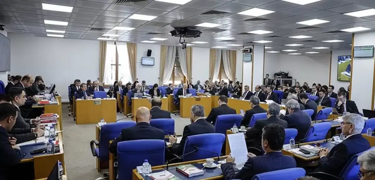Milli Eğitim Bütçesi TBMM’de Tartışma Yarattı! Geleceğimiz Tasarrufa Kurban Edilemez!