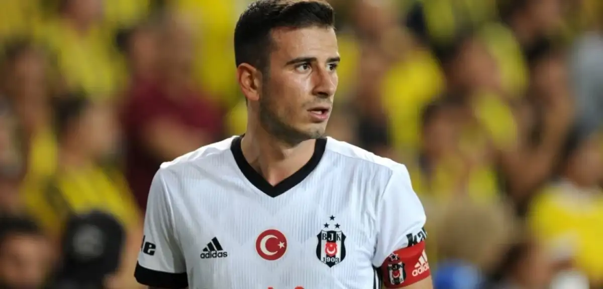 Oğuzhan Özyakup Futbolu Bırakma Kararını Resmen Duyurdu!