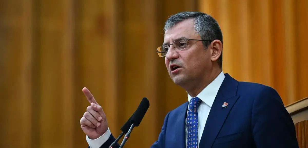Özgür Özel Sözleriyle Krize Yol Açtı: CHP'den Acil Açıklama Geldi!