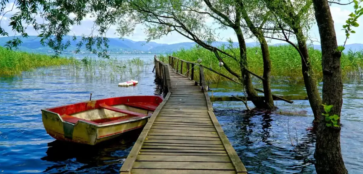 Sapanca Gölü’nde Sular Çekildi, Tarihi Kalıntılar Ortaya Çıktı