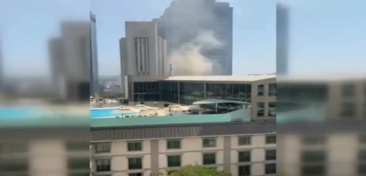 Şişli'de 25 Katlı Plazada Korkutan Yangın!