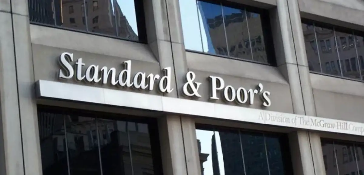 S&P Türkiye'nin Kredi Notunu BB-'ye Yükseltti