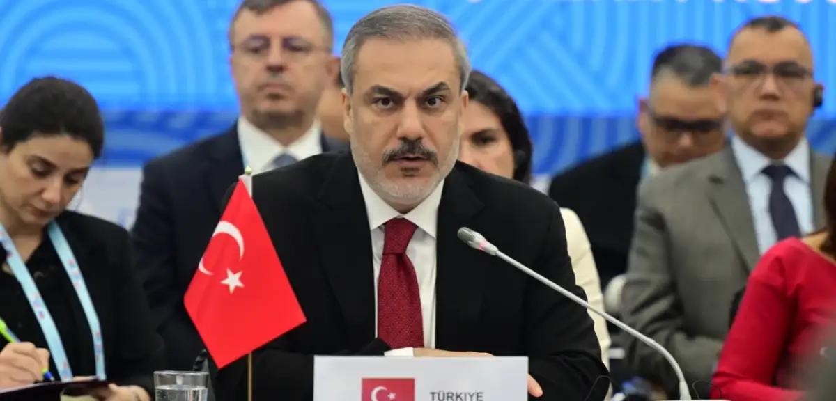 Türkiye BRICS'ten Ortaklık Teklifi Aldı! Müjdeyi Bakan Fidan Verdi