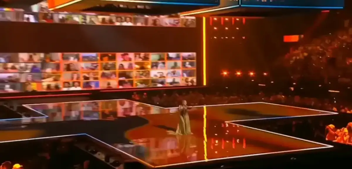 Ünlü Şarkıcı Sağlık Sorunları Nedeniyle Konserlerini İptal Etti