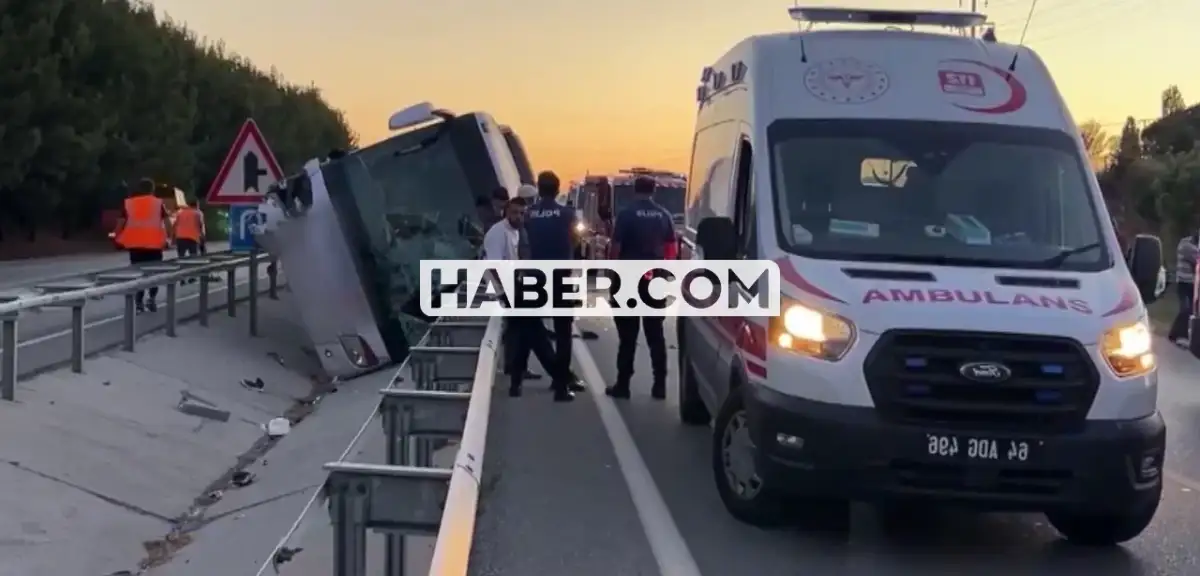 Uşak’ta Beklenmedik Kaza! Yolcu Otobüsü Devrildi: 11 Yaralı