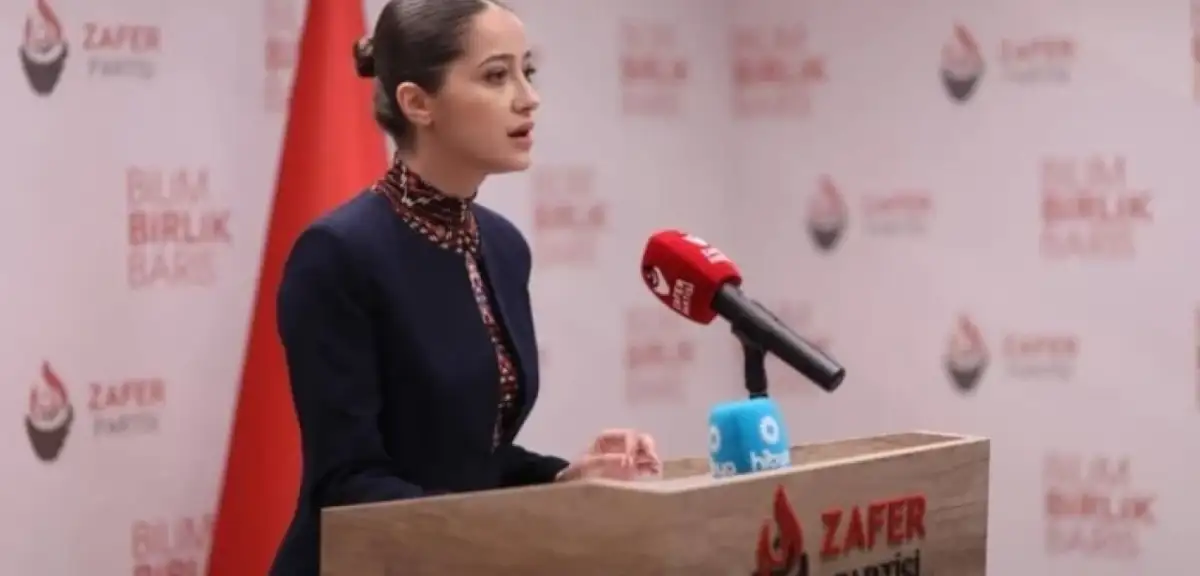 Zafer Parti'li Sevdagül Tunçer Gözaltına Alındı! Aile Bakanlığı Hakkındaki Paylaşımları Soruldu