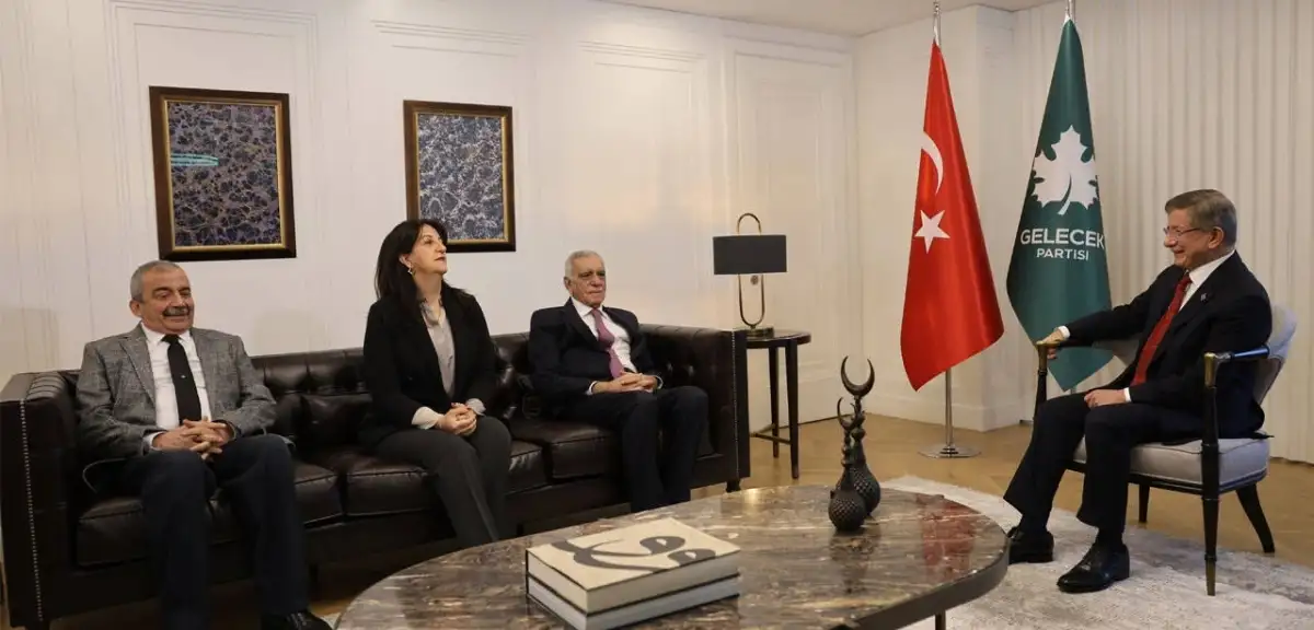 DEM Parti-Ahmet Davutoğlu Görüşmesi Sona Erdi