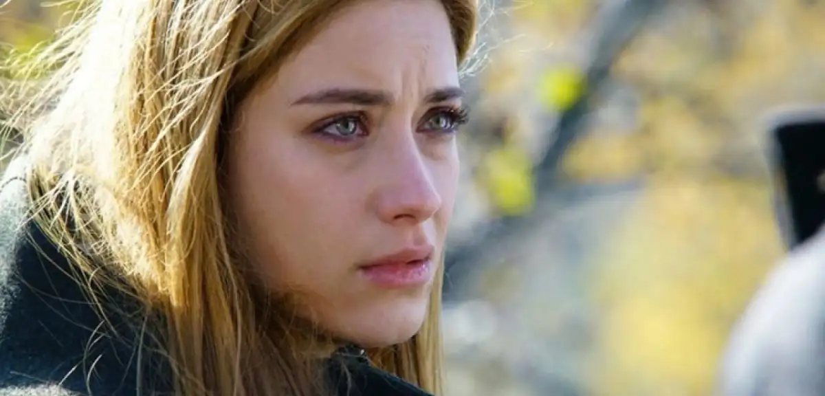 Hazal Kaya, Şakir Paşa Ailesi Dizisinde! Aliye Berger'in Gençliğini Canlandıracak