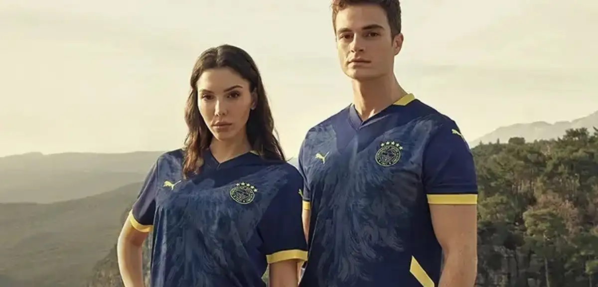 Fenerbahçe 2024-2025 Özel Formasını Tanıttı