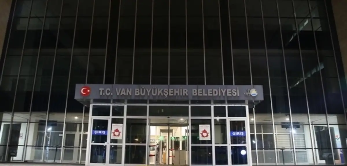 Van Büyükşehir Belediyesi'ne Kayyum Atandı