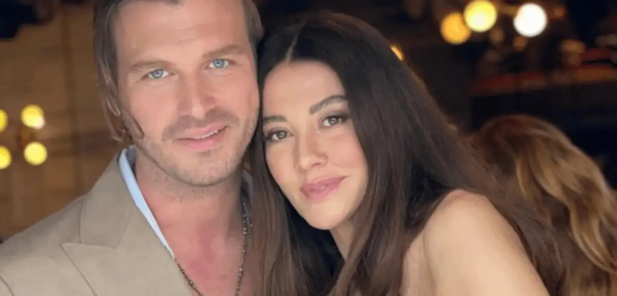 Kıvanç Tatlıtuğ - Başak Dizer Çiftini 'Sizi Asitle Yakacağım' Diye Tehdit Etmişti! O Sapığın Cezası Belli Oldu