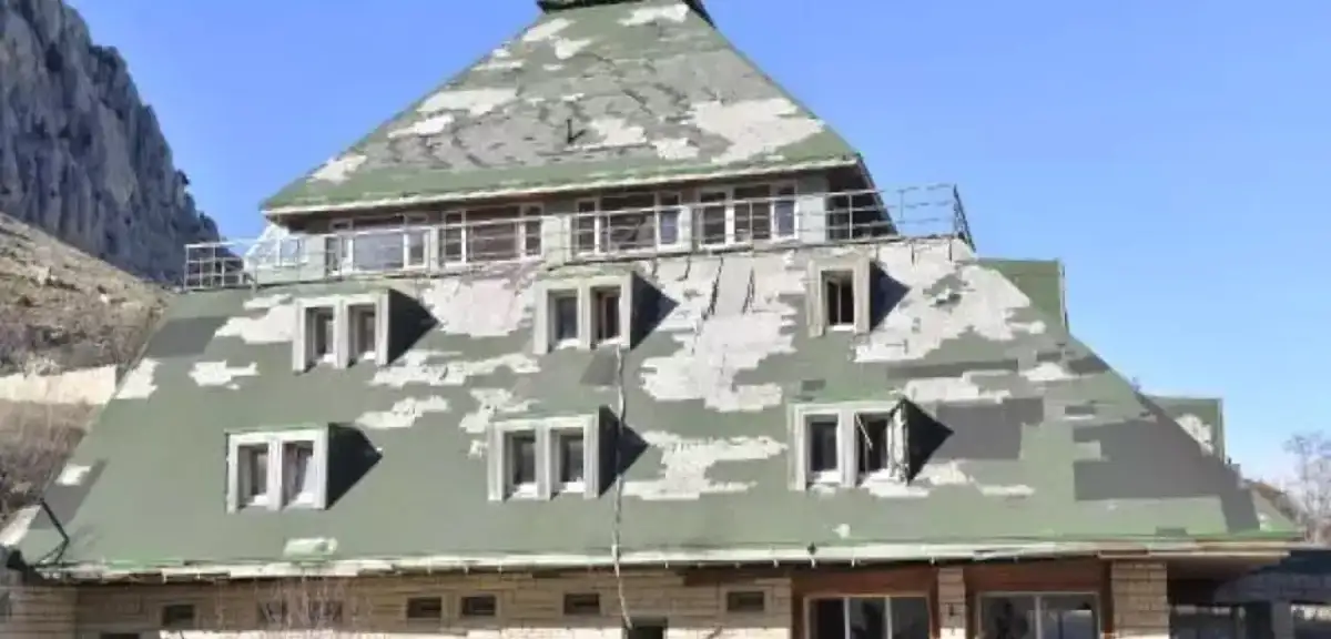 Uzan'ın Eski Oteli Satışa Çıkarıldı