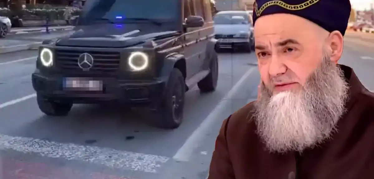 Cübbeli Ahmet'ten Çakarlı Aracıyla Tepki Toplayan Kızı Hakkında İlk Yorum: "Bu İşte FETÖ'nün Parmağı Var"