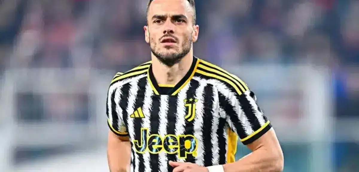 Fenerbahçe Filip Kostic'in Bonservisini Alıyor