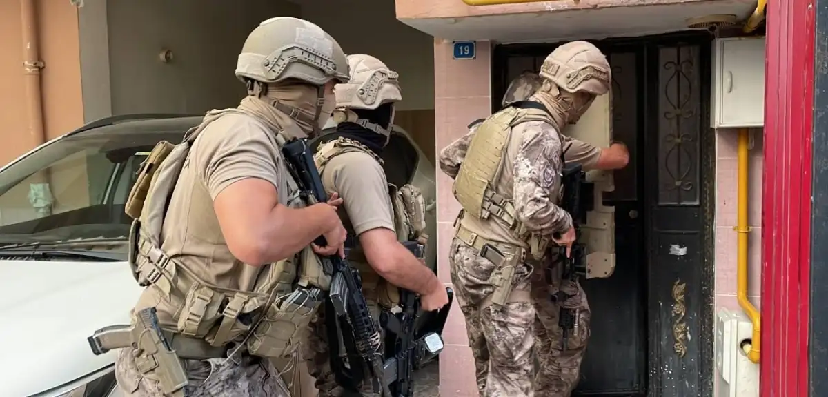 FETÖ'cü Eski İstihbarat Görevlisi Yakalandı