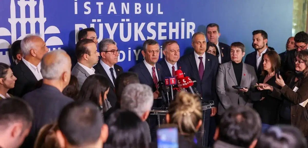 CHP 6 Nisan'da Olağanüstü Kurultay'a Gidiyor
