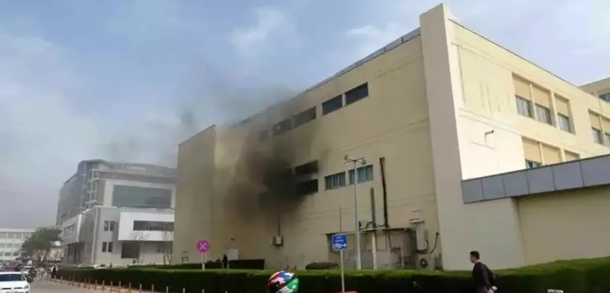 Akdeniz Üniversitesi Tıp Fakültesi Hastanesi'nde Yangın