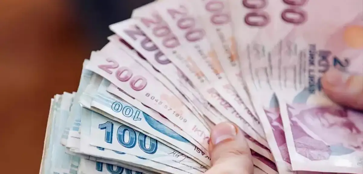 Memur ve Emeklilerin Üçüncü Zam Verisi Belli Oldu