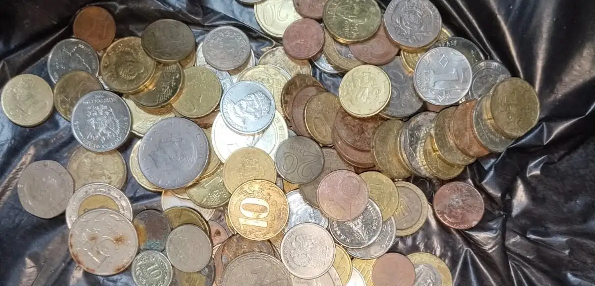 Böyle Dilenci Görülmedi: Üzerinden 15 Farklı Ülkenin Parası Çıktı!