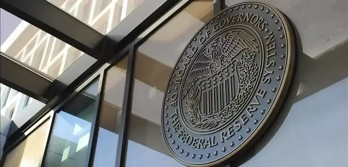 Trump'ın Gümrük Tarifeleri FED'in Faiz Politikasını Nasıl Etkileyecek?