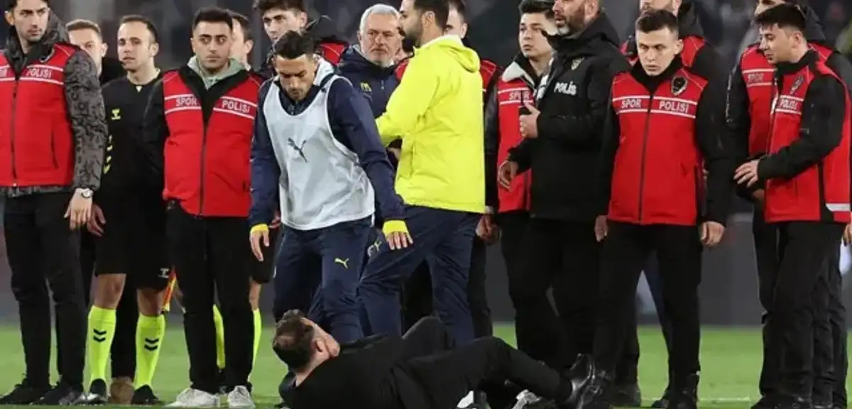 Olaylı Derbi Sonrası Okan Buruk için Flaş Sözler: "Avrupa Hayalinin Sonu!"