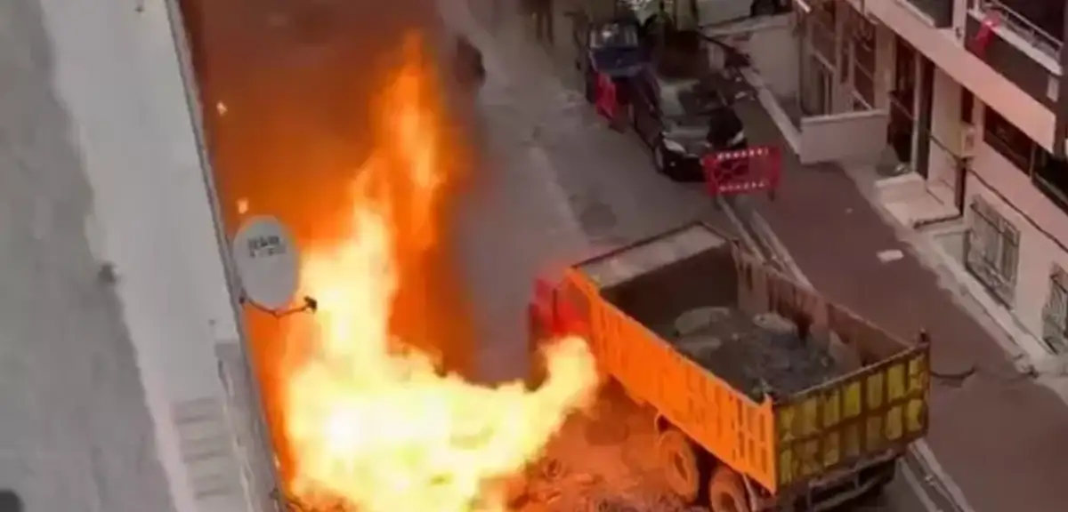 Avcılar'da 4 Katlı Binada Doğal Gaz Patlaması!