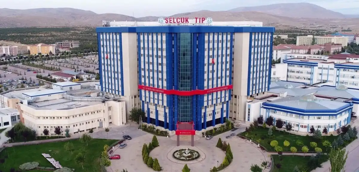 Selçuk Üniversitesi Tıp Fakültesi'nde Skandal: Doktorlardan Kadın Hastalar Hakkında Mesajlar!