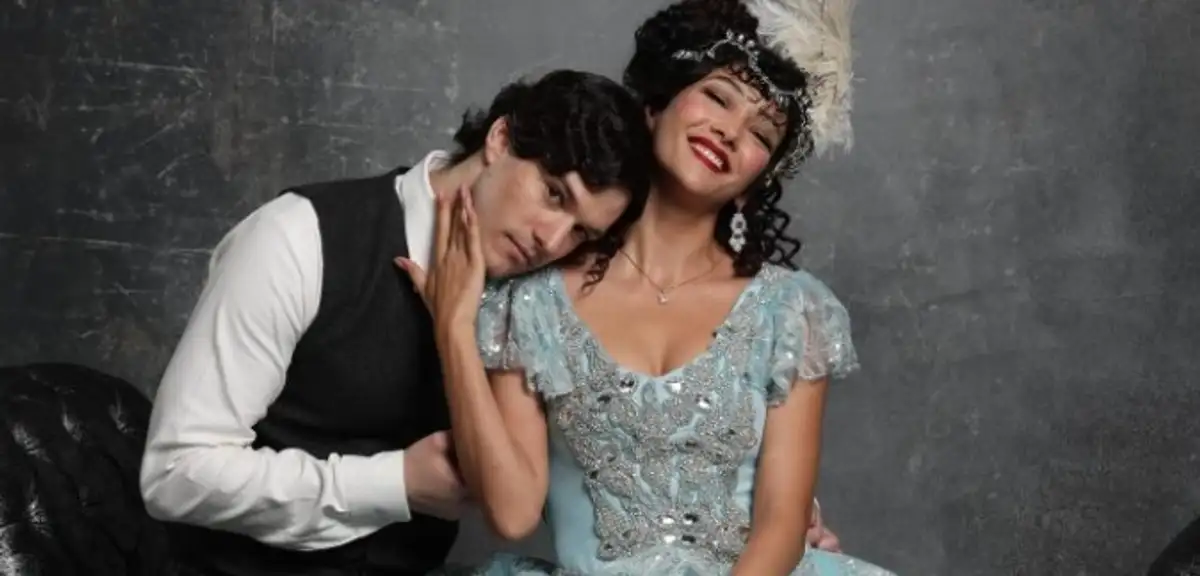 Aybüke Pusat'ın Chaplin Oyunu Neden İptal Edildi?