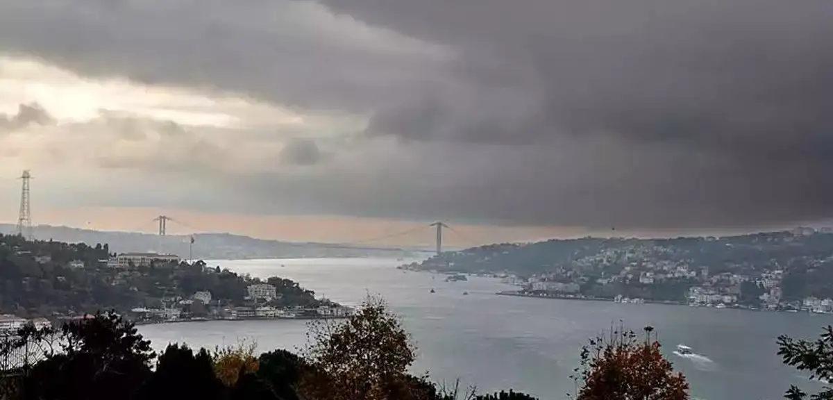 Ankara'yı 'Süper Hücre' Vurdu! Yağışlar Devam Edecek Mi? Meteoroloji'den Son Dakika Uyarısı!