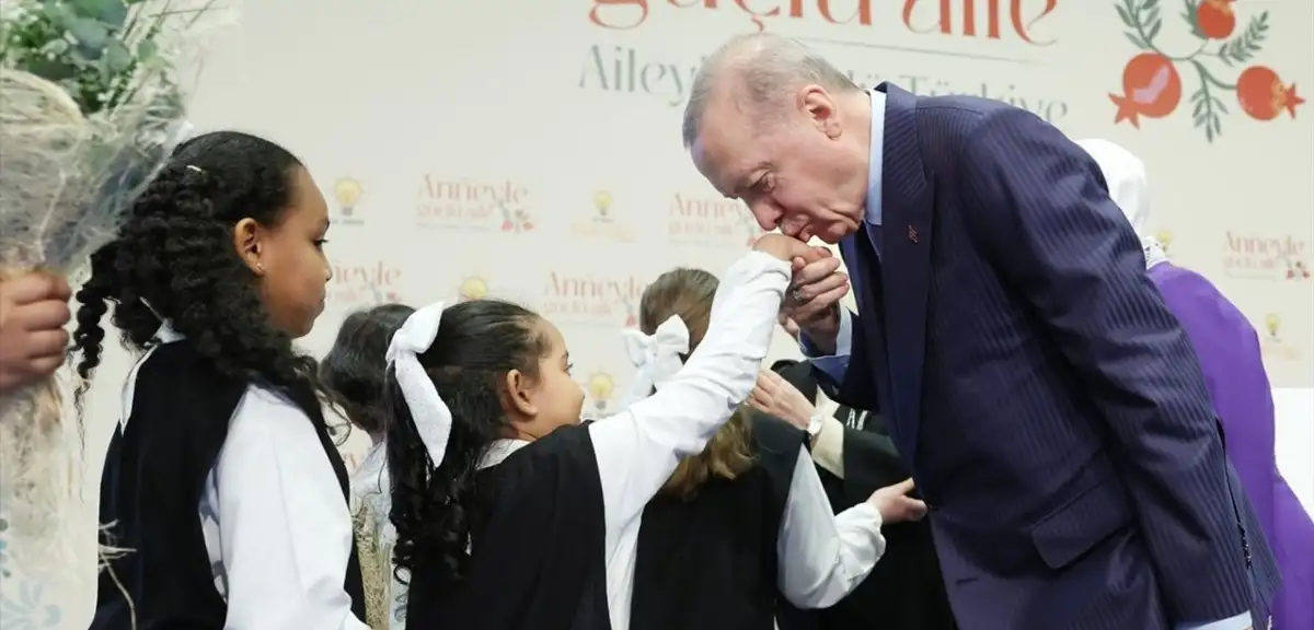 Erdoğan'dan Kadına Yönelik Şiddetle Mücadele Taahhüdü
