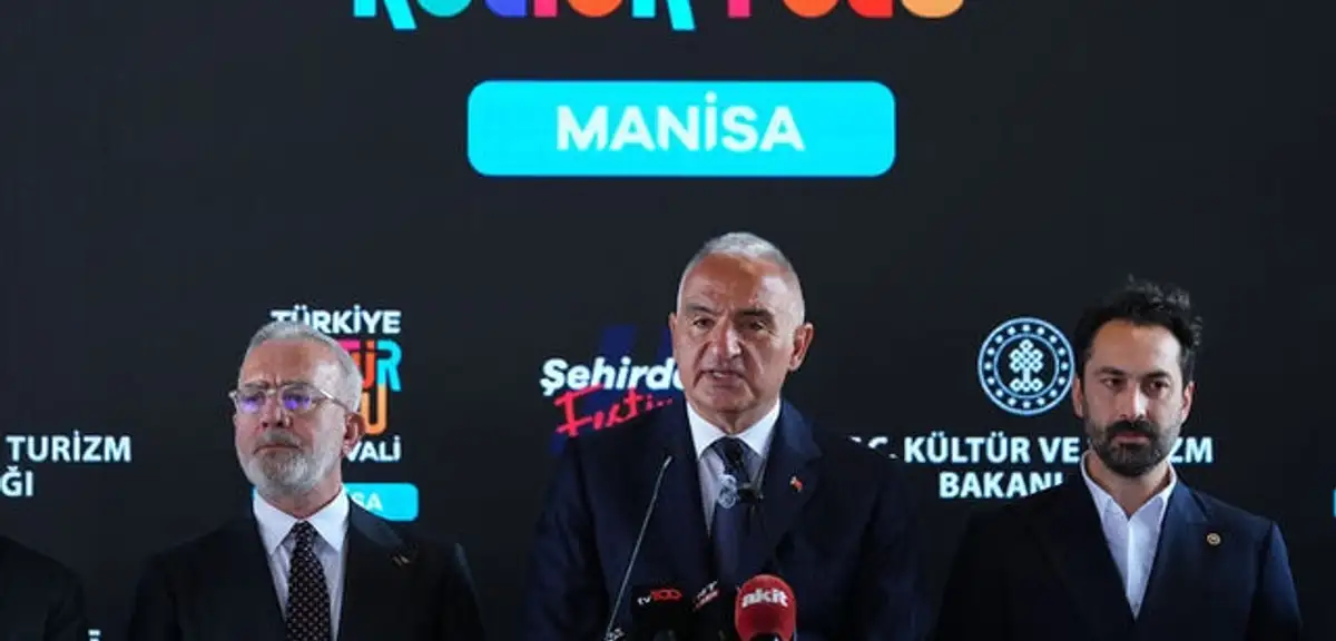 Kurban Bayramı Tatili Uzayacak mı? Bakan Ersoy Açıkladı