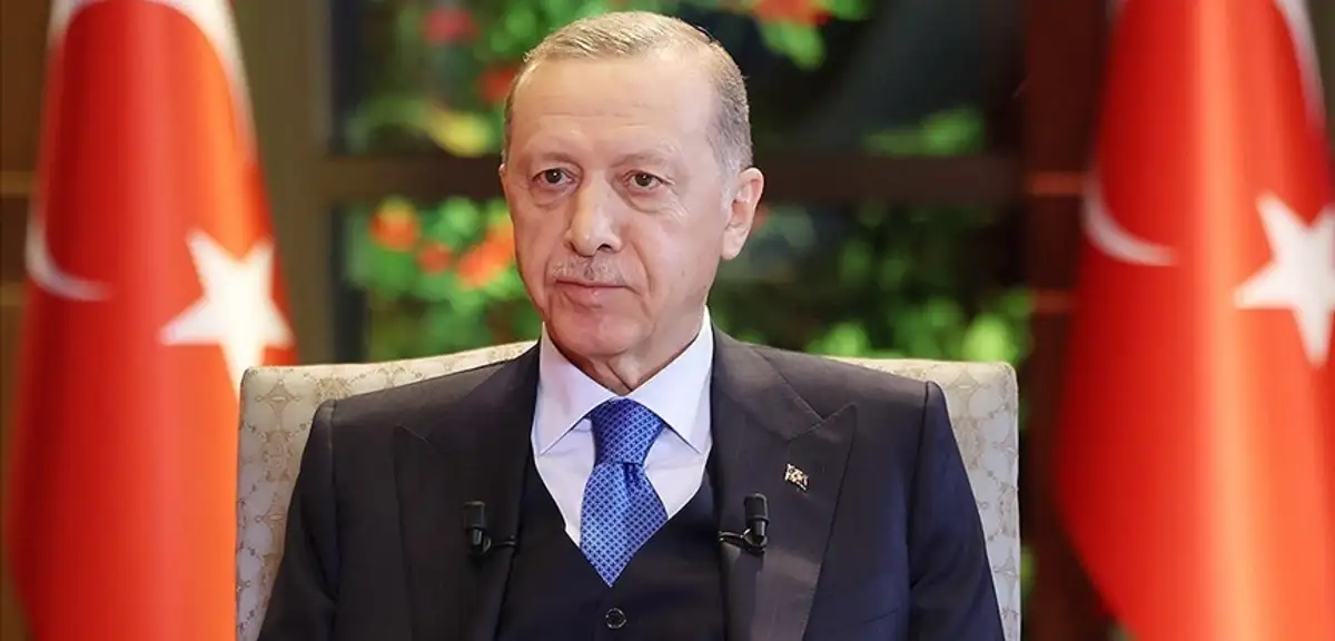 Cumhurbaşkanı Erdoğan'dan 19 Mayıs Mesajı: "Gençlerle El Ele, Büyük ve Güçlü Türkiye'ye"