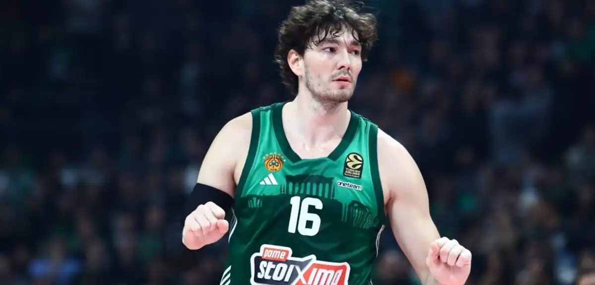 Cedi Osman'ın 19 Mayıs Paylaşımı Yunanistan'da Gündem Oldu! Taraftarlar İkiye Bölündü