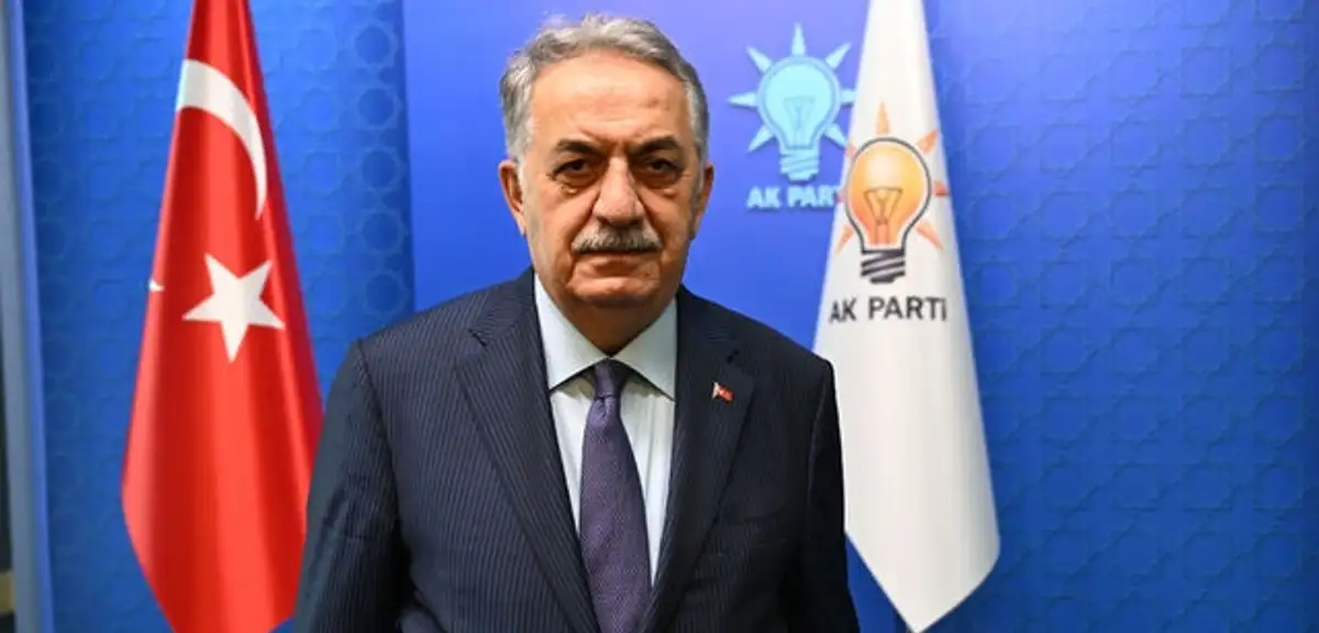 AK Parti'den Yeni Anayasa İçin Dördüncü Çalıştay: Hayati Yazıcı Son Durumu Paylaştı