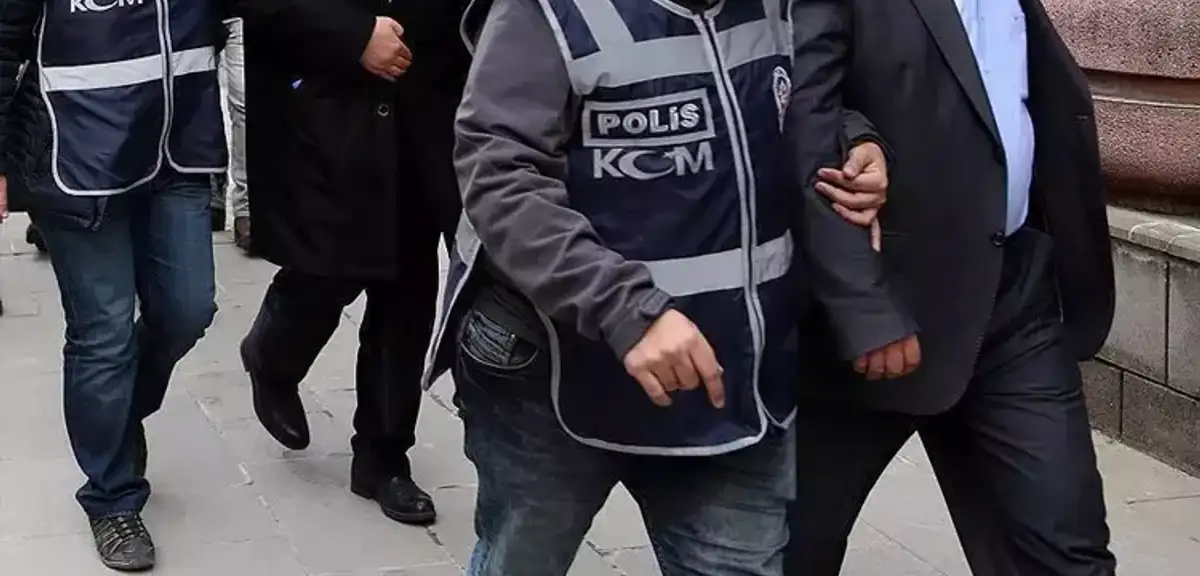 Künefe Zincirine FETÖ/PYD Operasyonu: 33 Şüpheli Gözaltında!