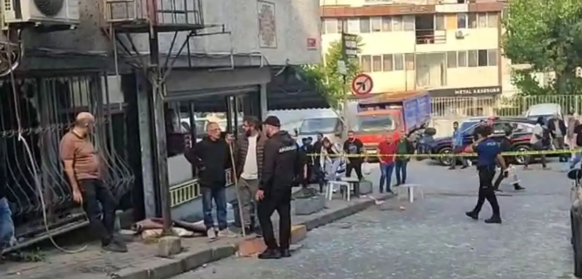 Güngören'de İş Yerinde Patlama!